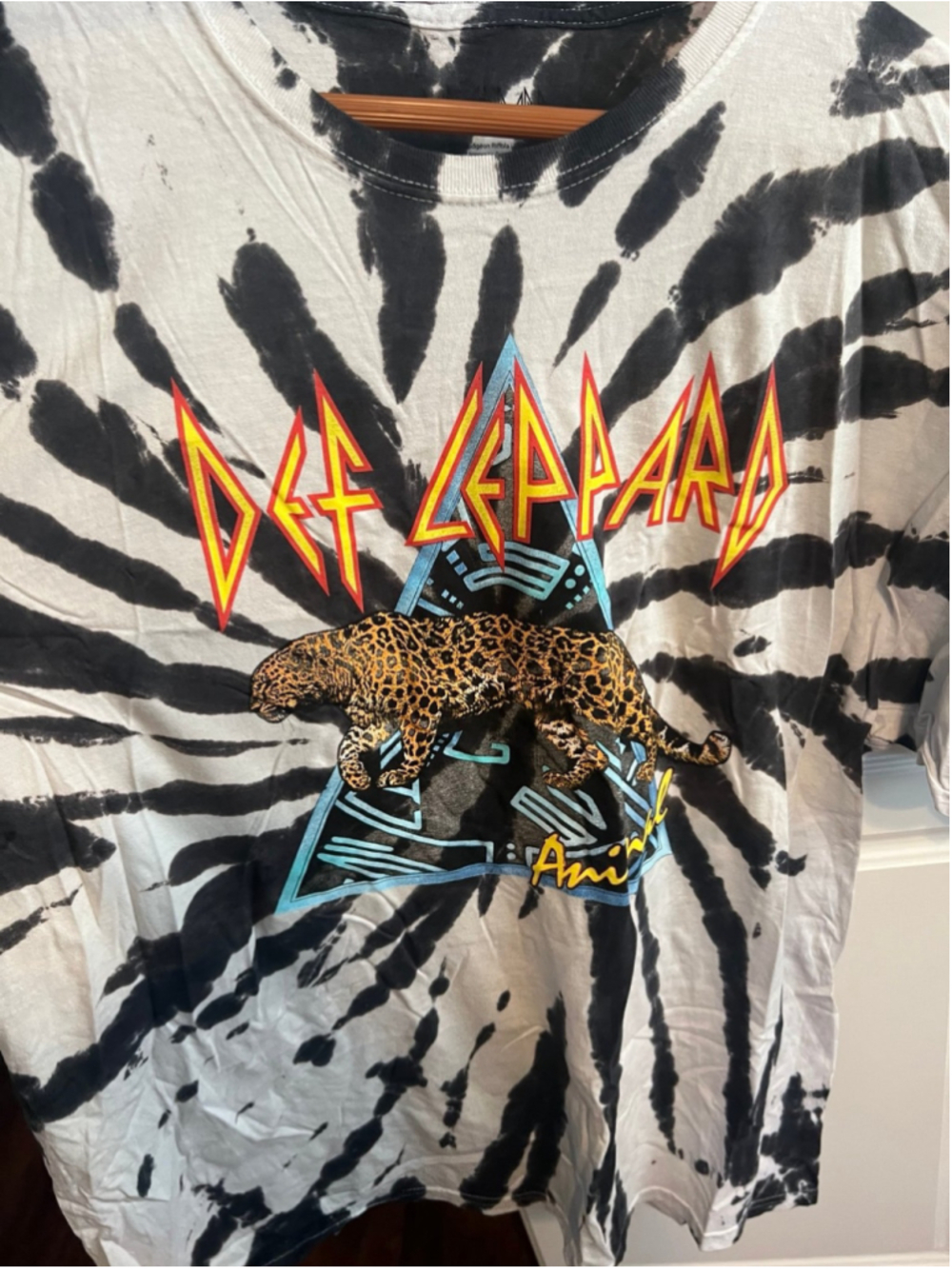 New Def Leppard Black White Tie-Dye Animal.Graphic T-Shirt Mens XL - Picture 4 of 6